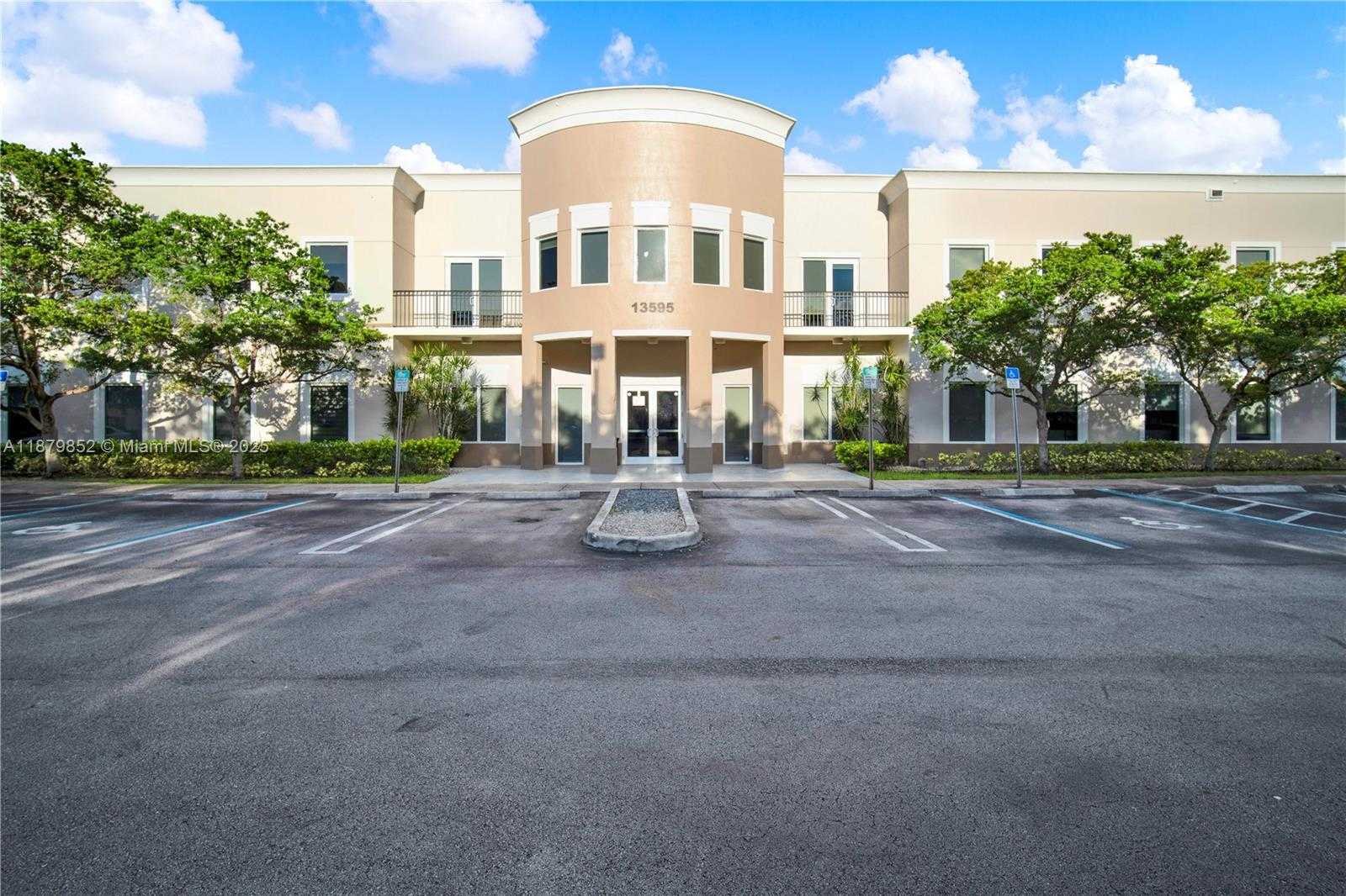 Small Image of 13595 SOUTH WEST 134TH AVE #207, Miami Number 22