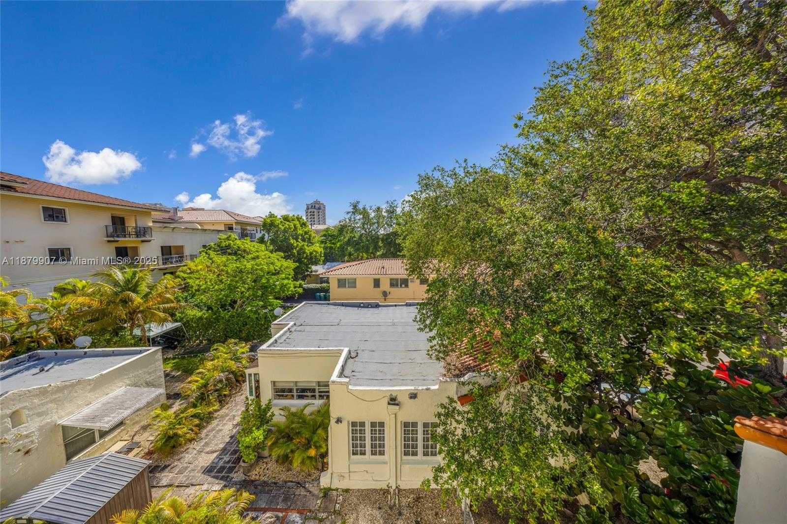 Small Image of 315 NAVARRE AVE, Coral Gables Number 11
