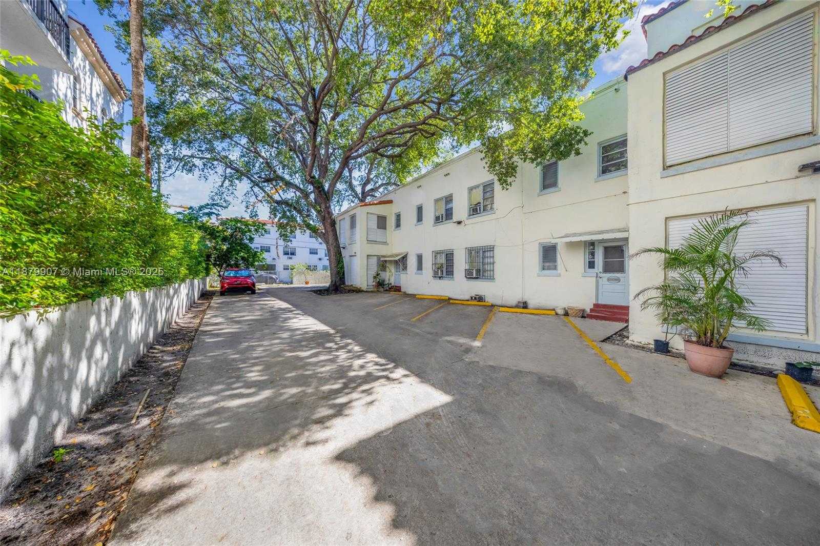 Small Image of 315 NAVARRE AVE, Coral Gables Number 17