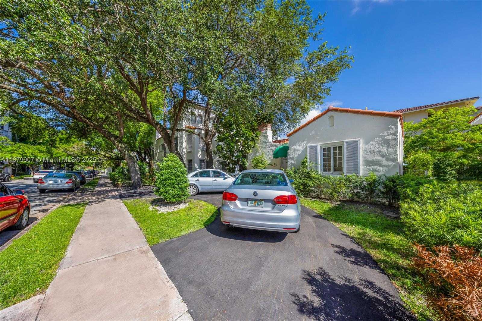 Small Image of 315 NAVARRE AVE, Coral Gables Number 21