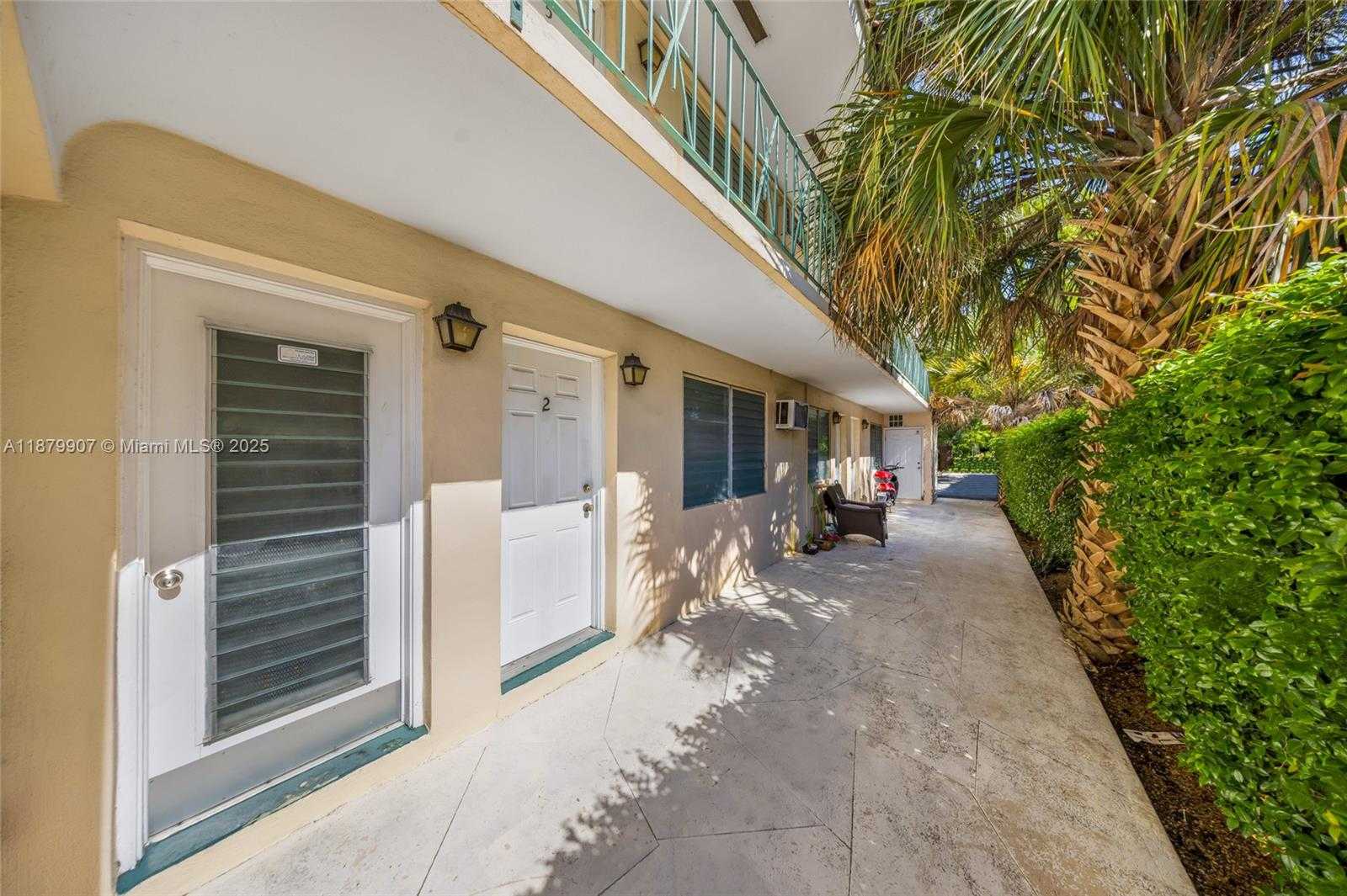 Small Image of 315 NAVARRE AVE, Coral Gables Number 24