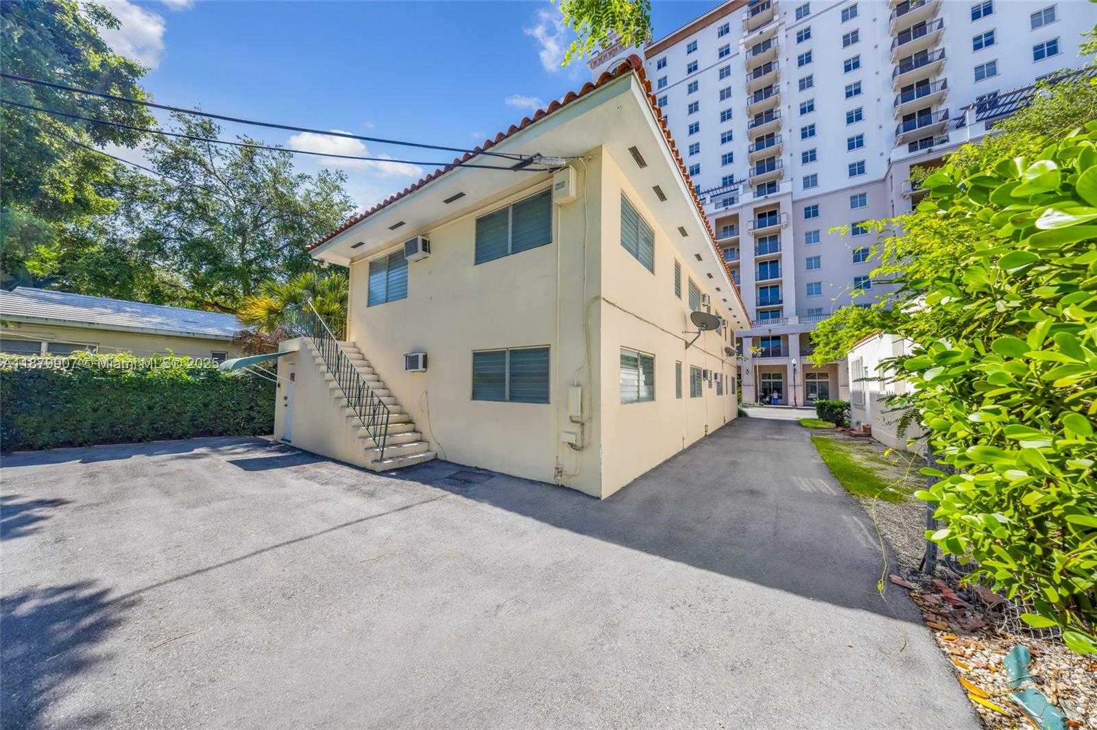Small Image of 315 NAVARRE AVE, Coral Gables Number 27