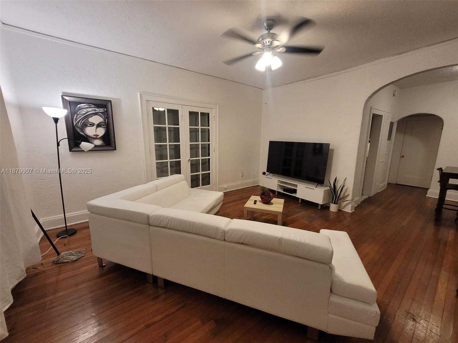 Small Image of 315 NAVARRE AVE, Coral Gables Number 31