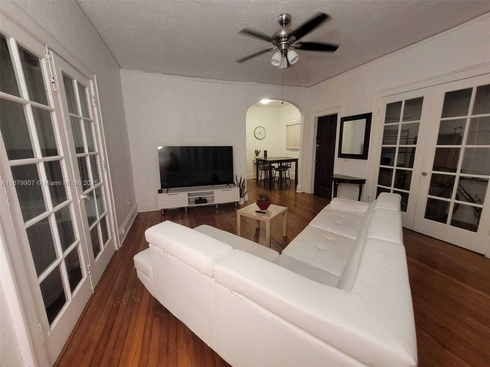 Small Image of 315 NAVARRE AVE, Coral Gables Number 33