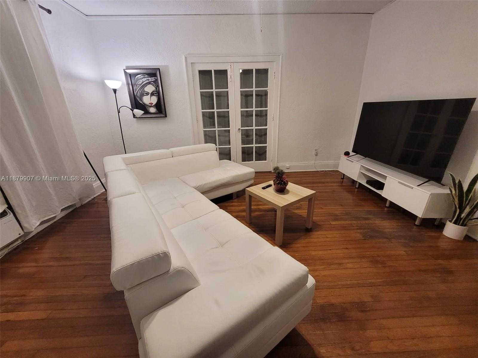 Small Image of 315 NAVARRE AVE, Coral Gables Number 34