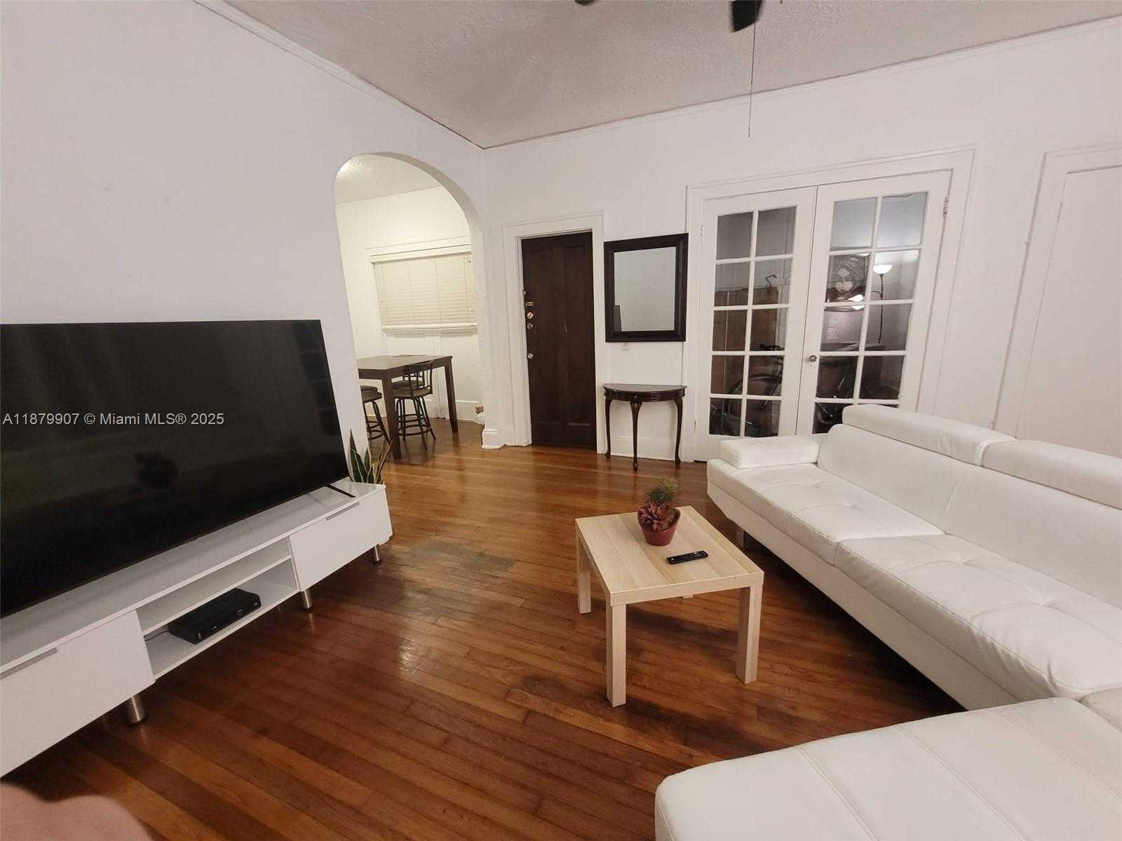 Small Image of 315 NAVARRE AVE, Coral Gables Number 35