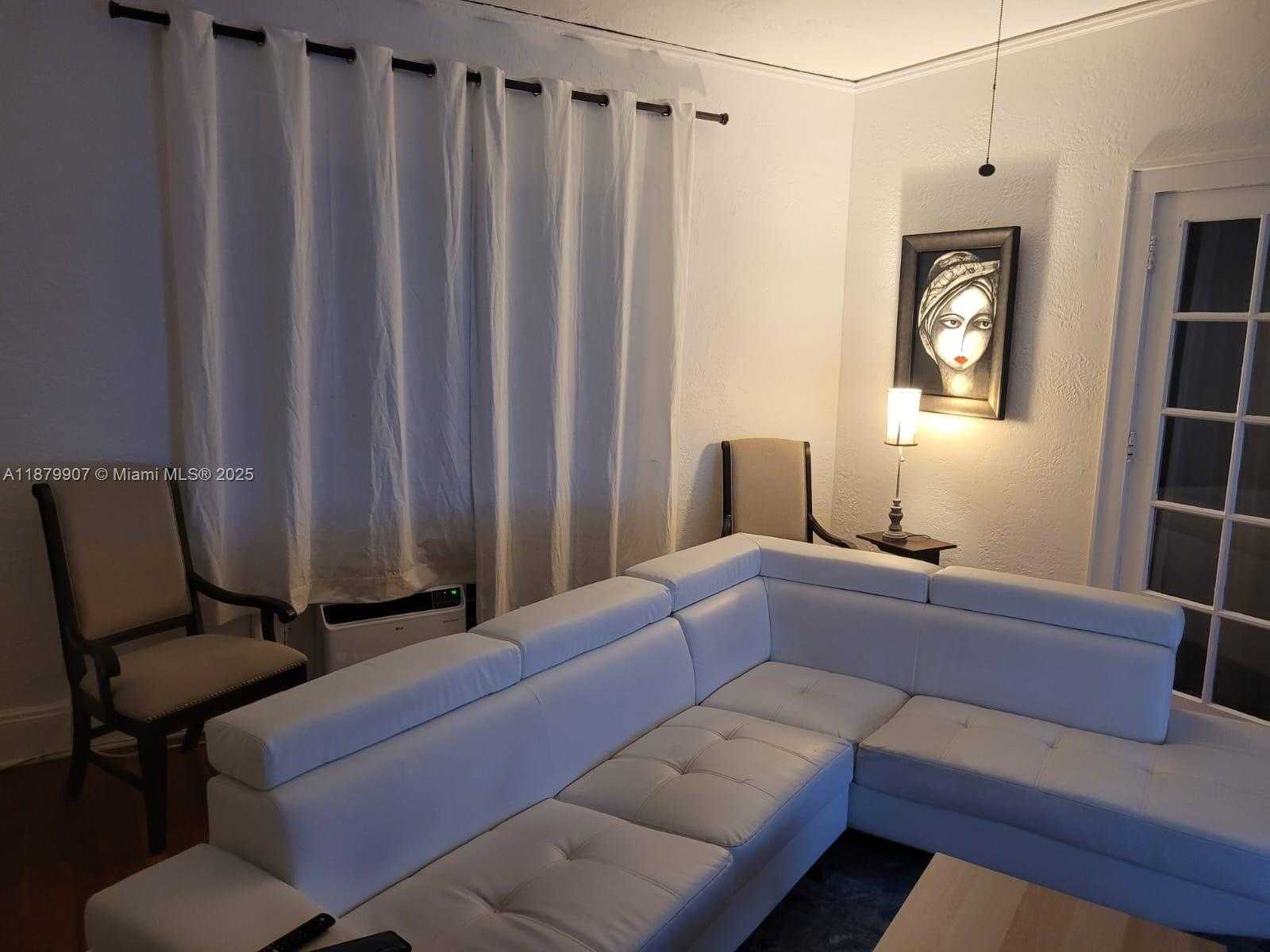 Small Image of 315 NAVARRE AVE, Coral Gables Number 36