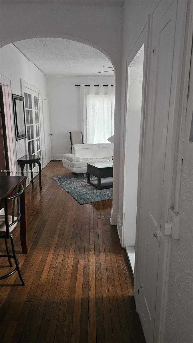 Small Image of 315 NAVARRE AVE, Coral Gables Number 42