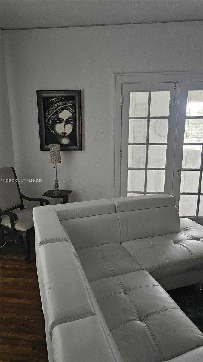 Small Image of 315 NAVARRE AVE, Coral Gables Number 44