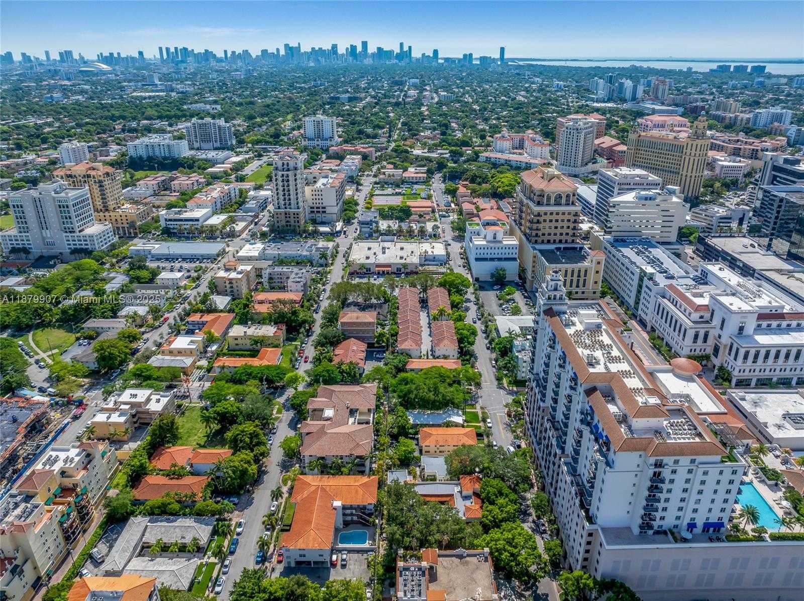 Small Image of 315 NAVARRE AVE, Coral Gables Number 56