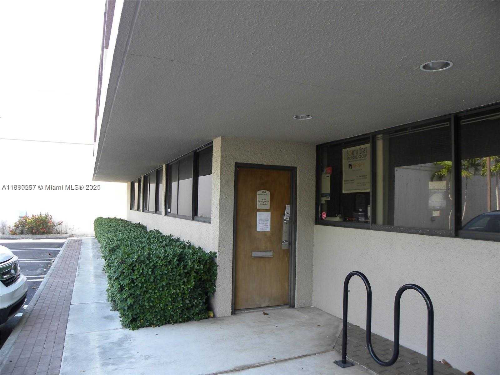 Small Image of 9245 SOUTH WEST 157TH ST #106, Palmetto Bay Number 3
