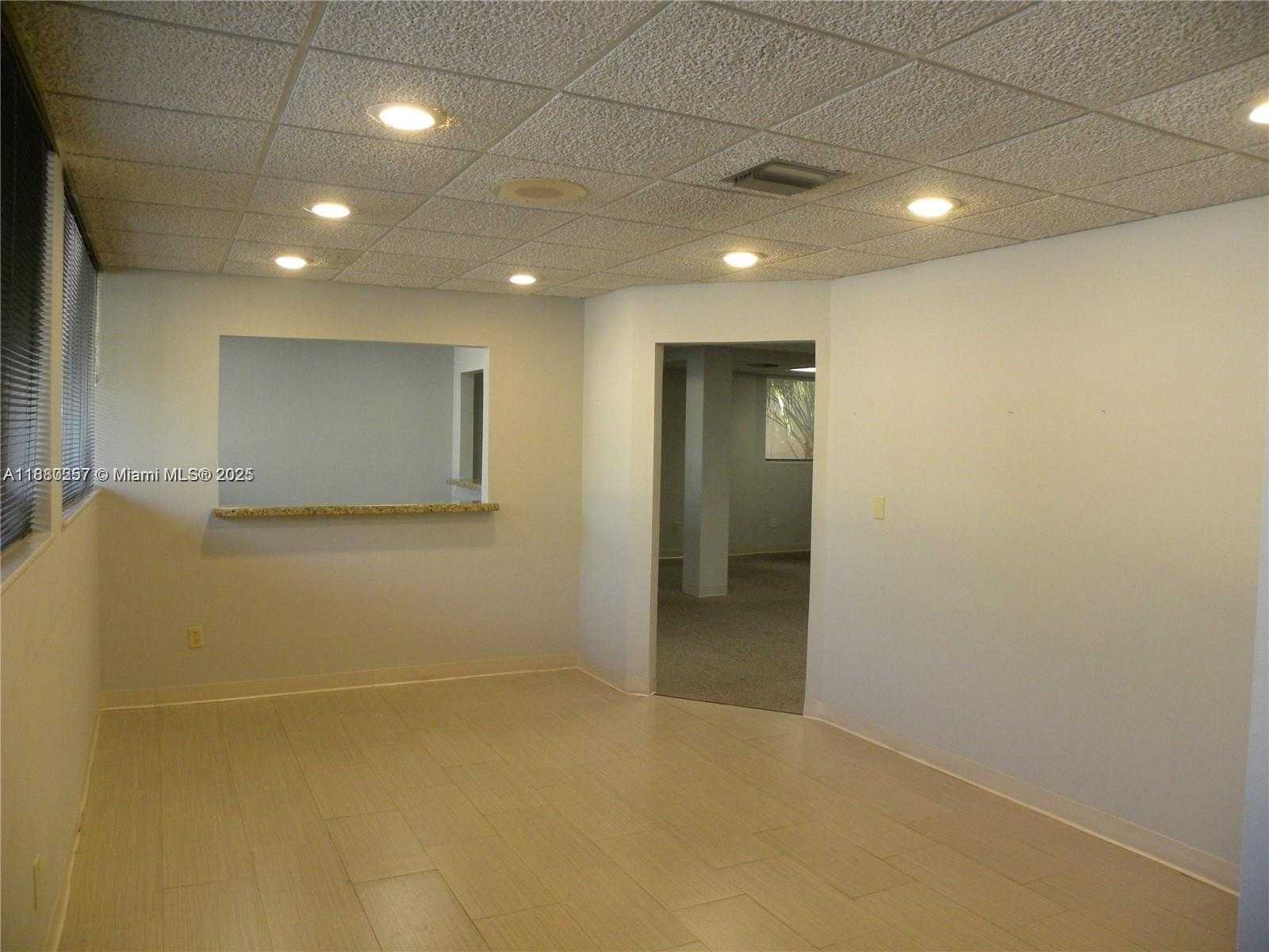 Small Image of 9245 SOUTH WEST 157TH ST #106, Palmetto Bay Number 4
