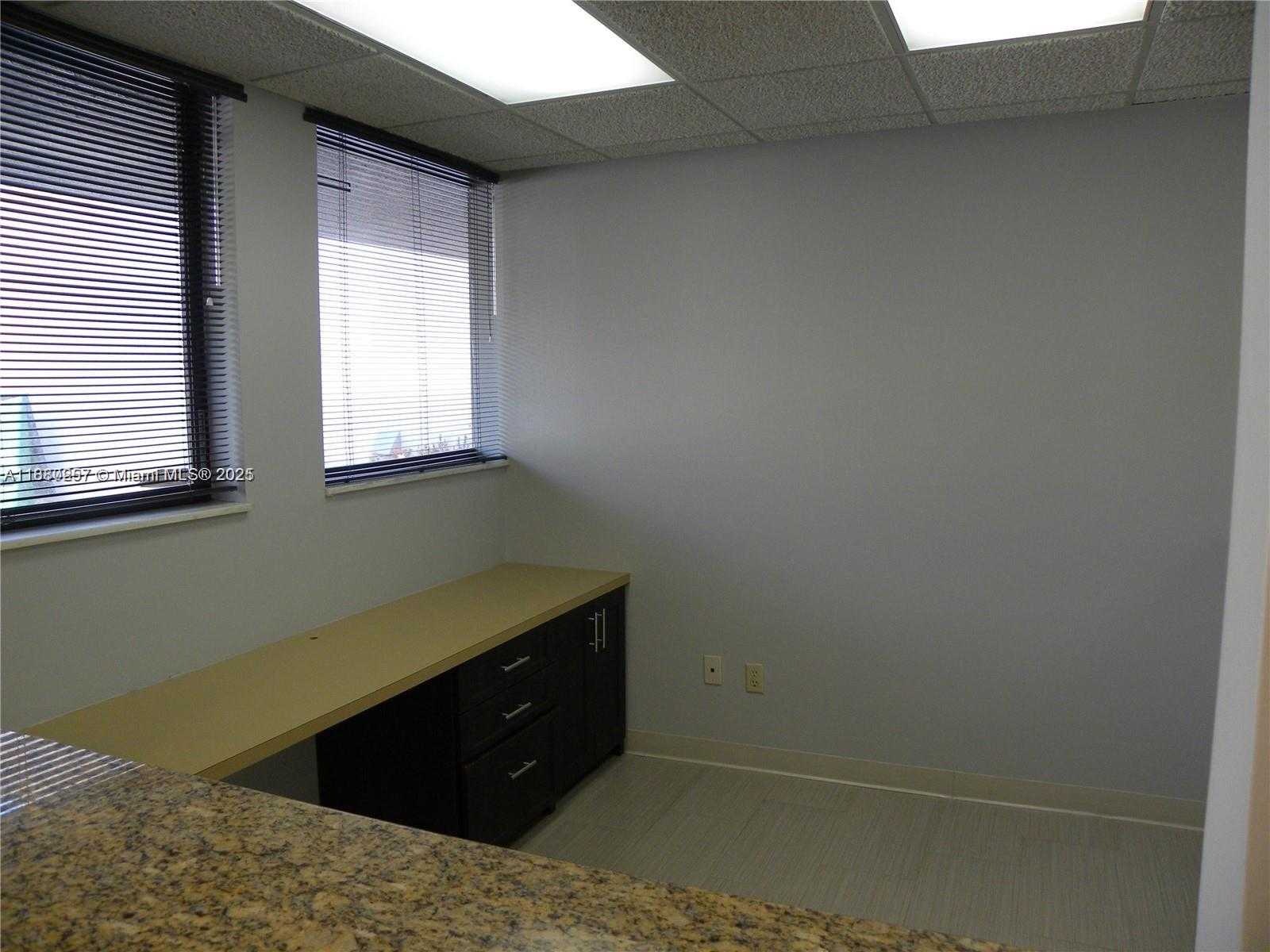 Small Image of 9245 SOUTH WEST 157TH ST #106, Palmetto Bay Number 5