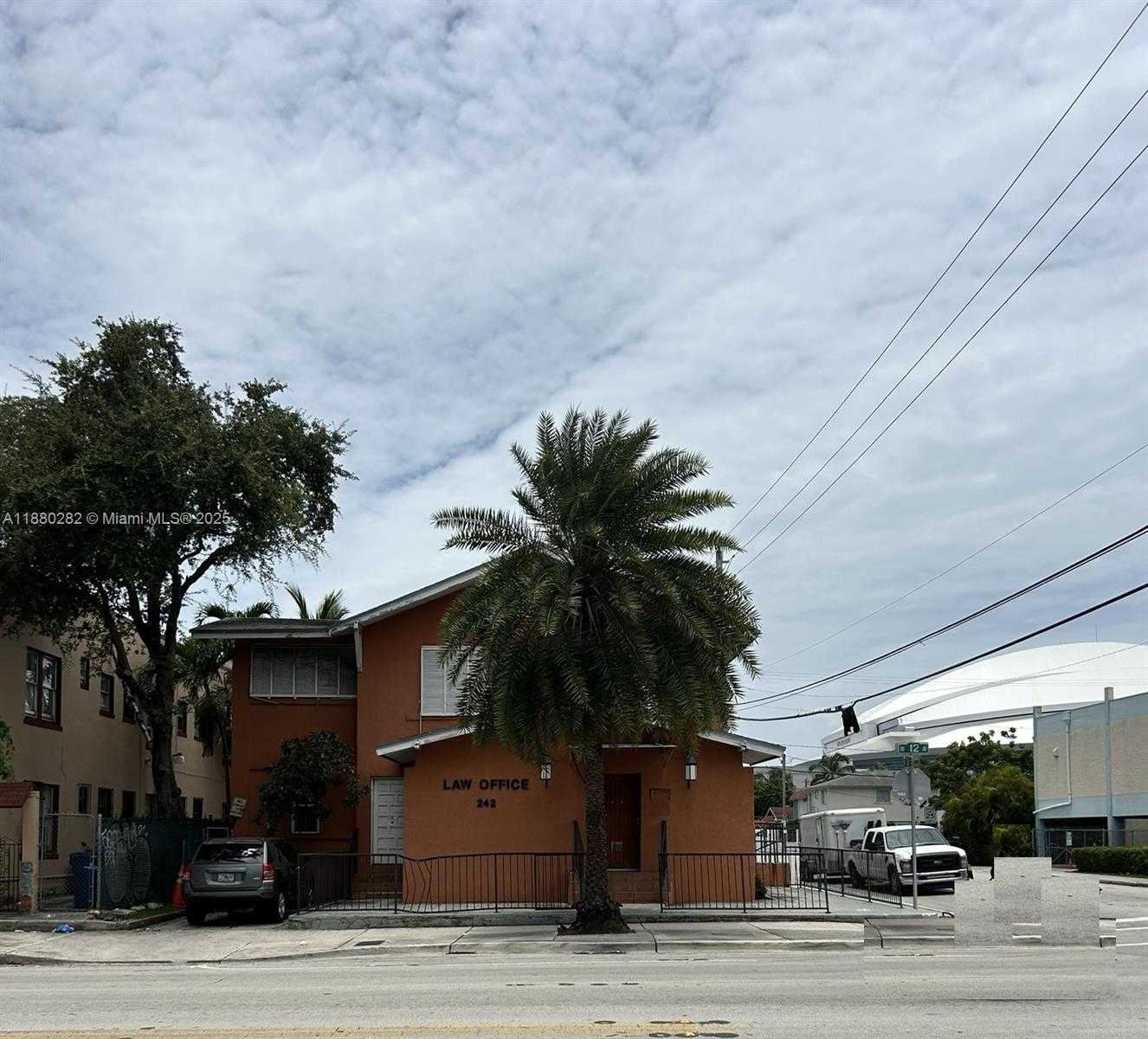 Small Image of 242 NORTH WEST 12TH AVE, Miami Number 7