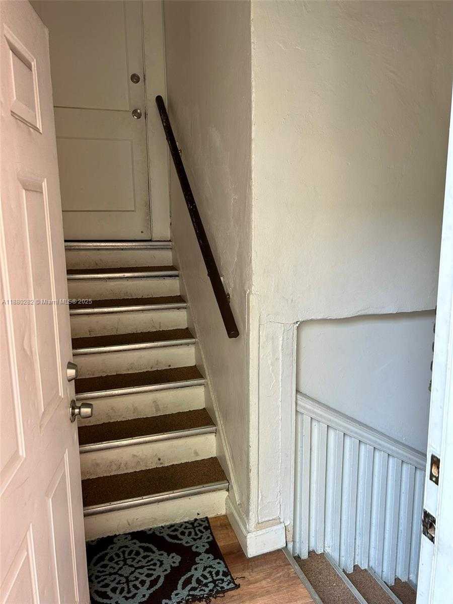 Small Image of 242 NORTH WEST 12TH AVE, Miami Number 8