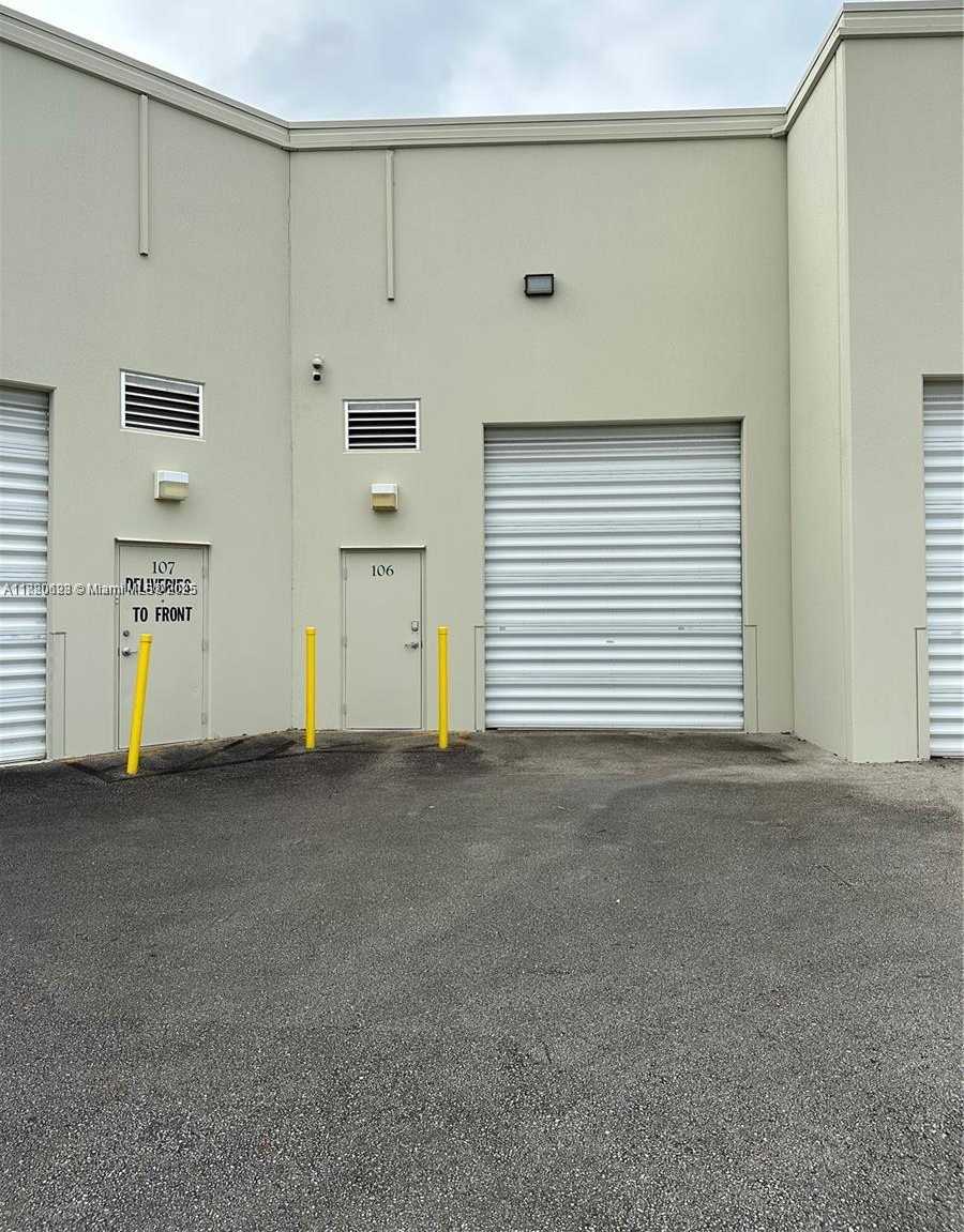 Small Image of 11251 NORTH WEST 20TH ST #106, Sweetwater Number 24