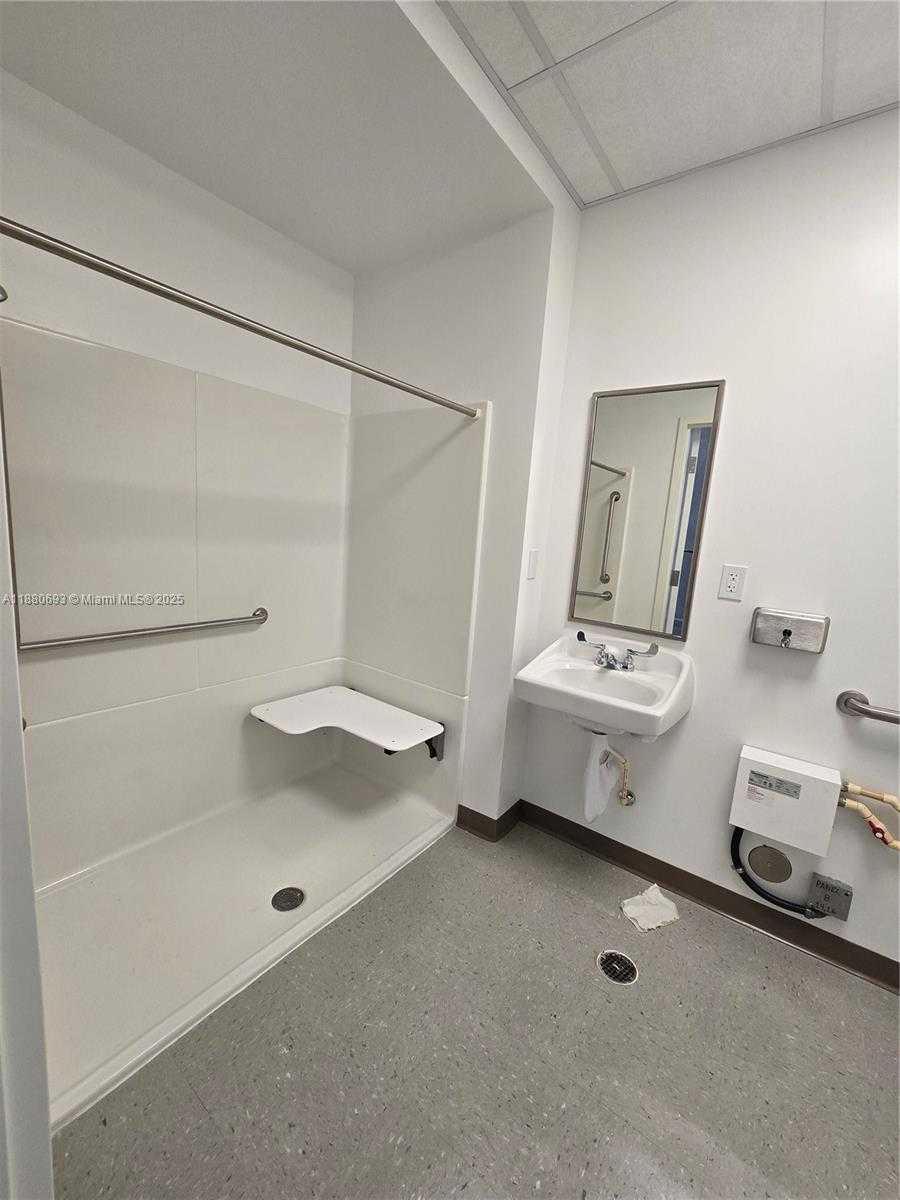 Small Image of 1770 SOUTH EAST 38TH AVE #18, Homestead Number 5