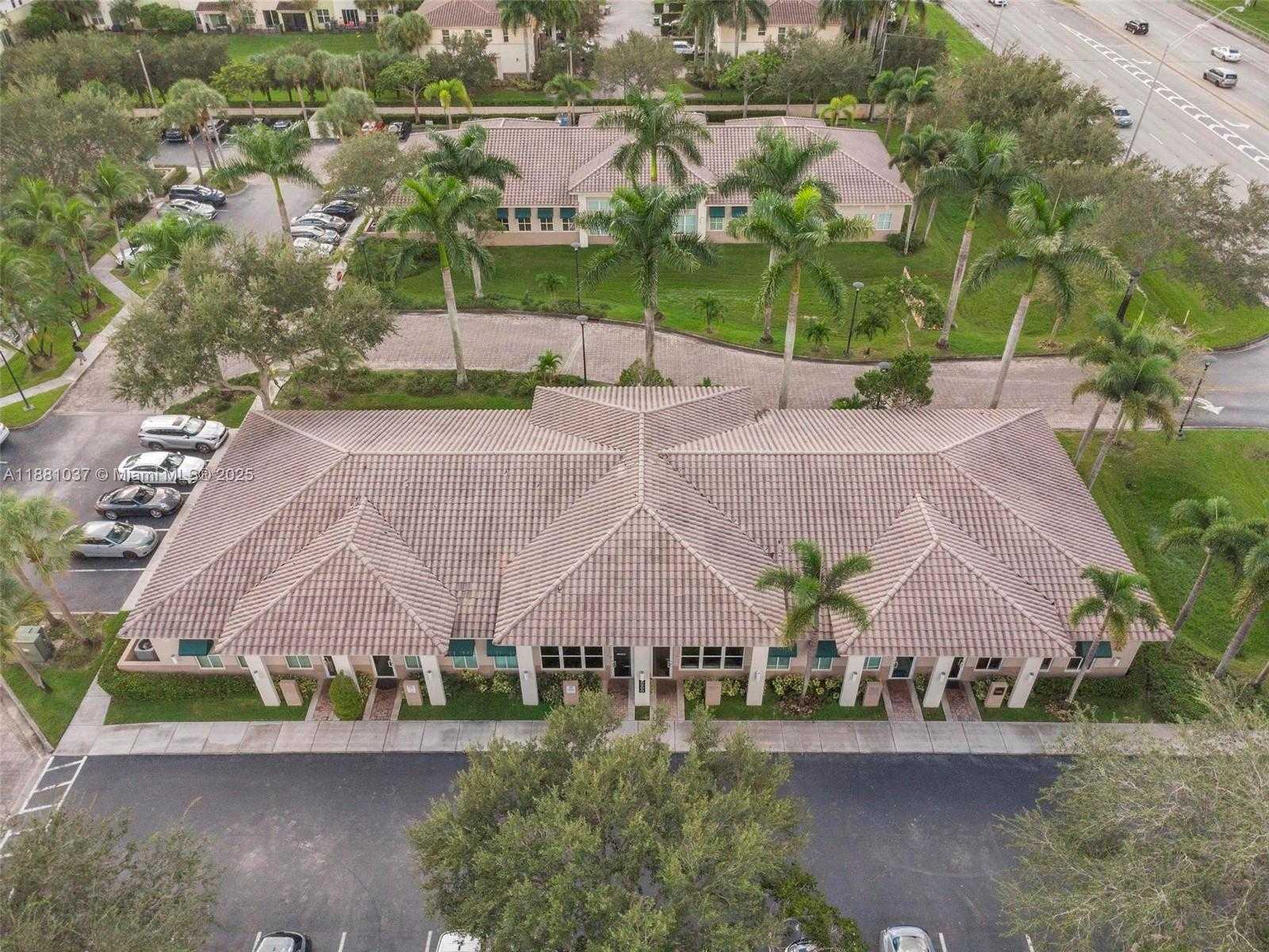 Small Image of 5200 SOUTH UNIVERSITY DR #103A, Davie Number 28