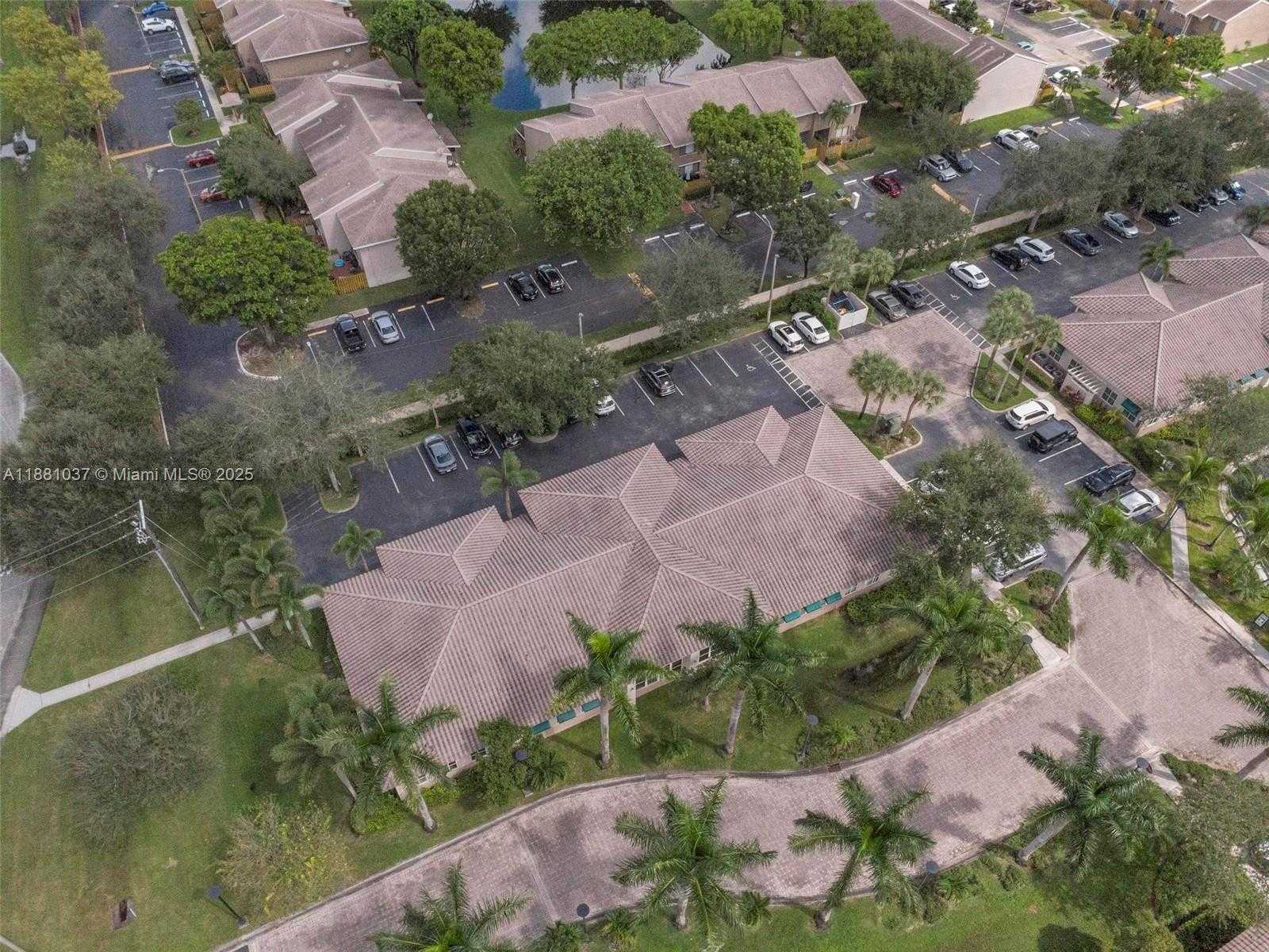 Small Image of 5200 SOUTH UNIVERSITY DR #103A, Davie Number 44