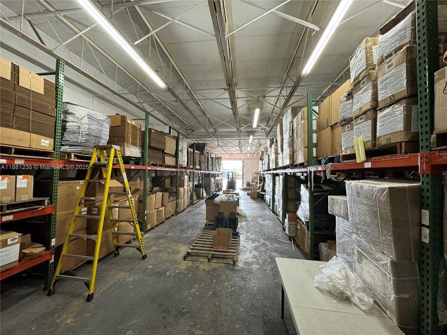 Small Image of Miami Number 6