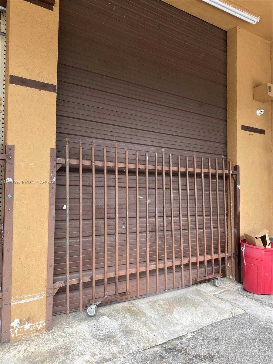 Small Image of 6997 NORTH WEST 50TH ST #6997, Miami Number 12