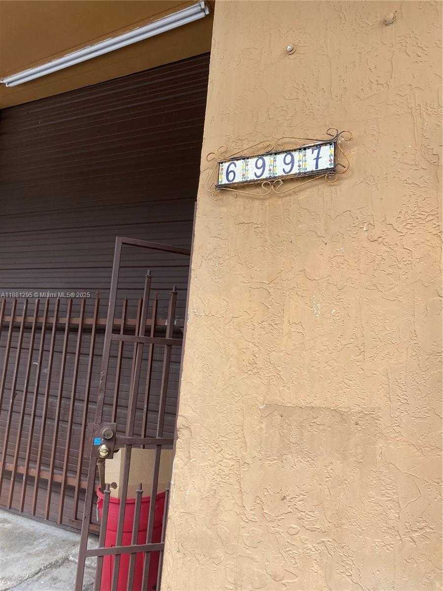 Small Image of 6997 NORTH WEST 50TH ST #6997, Miami Number 13