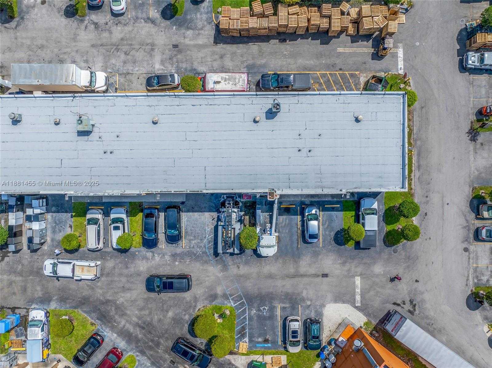 Small Image of 12949 WEST OKEECHOBEE RD #C4, Hialeah Gardens Number 5