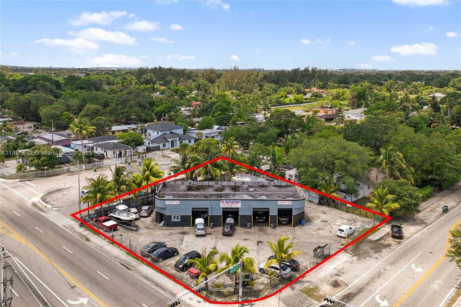 Small Image of 11070 NORTH WEST 17TH AVE, Miami Number 8