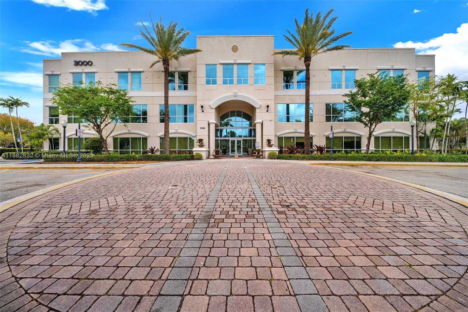 Small Image of 3000 SOUTH WEST 148TH AVE #300, Miramar Number 2