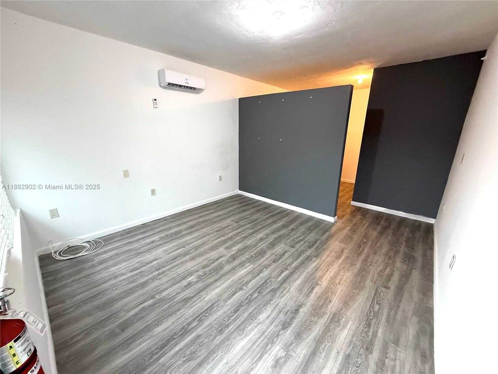Small Image of 1261 NORTH WEST 29TH ST, Miami Number 3