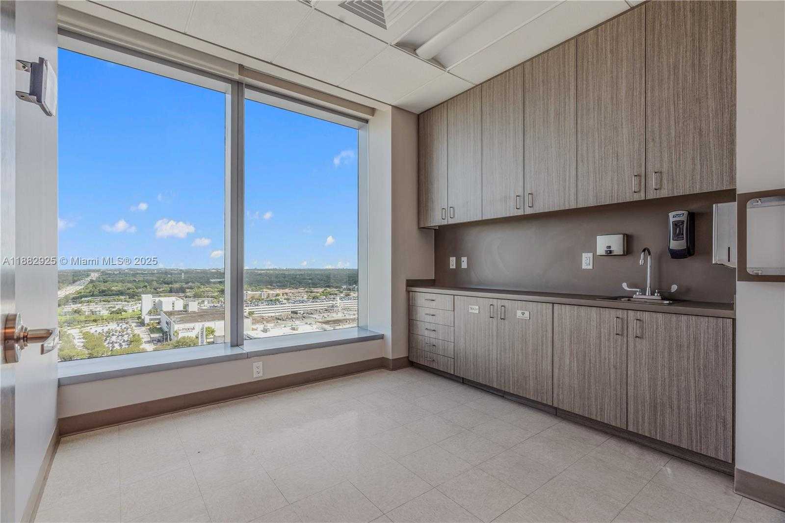 Small Image of 8950 SOUTH WEST 74TH CT #2001, Miami Number 5
