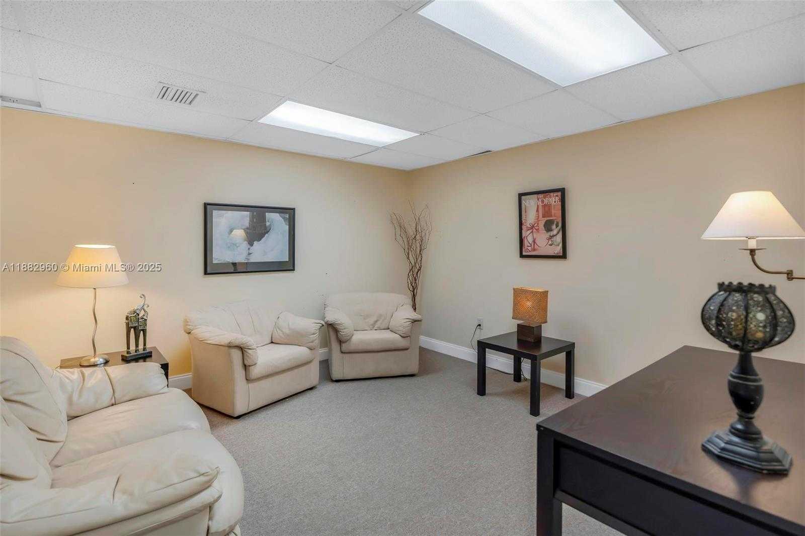 Small Image of 13499 BISCAYNE BLVD #CU218, North Miami Number 4