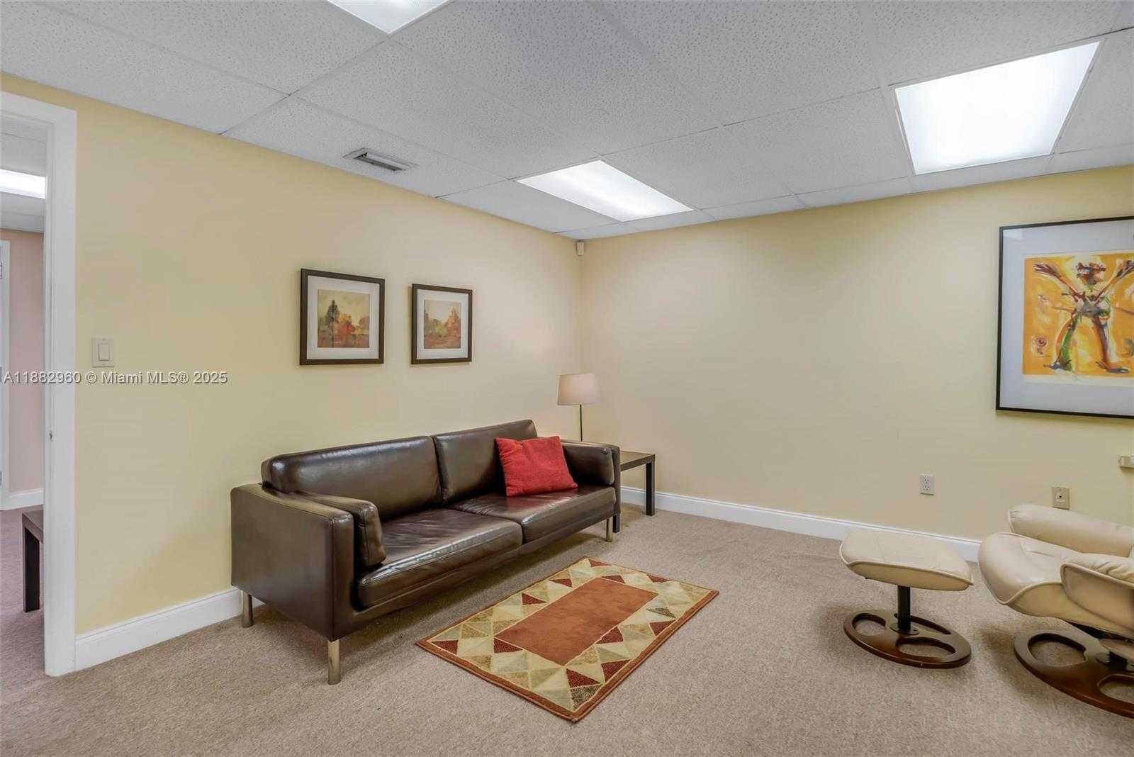 Small Image of 13499 BISCAYNE BLVD #CU218, North Miami Number 8