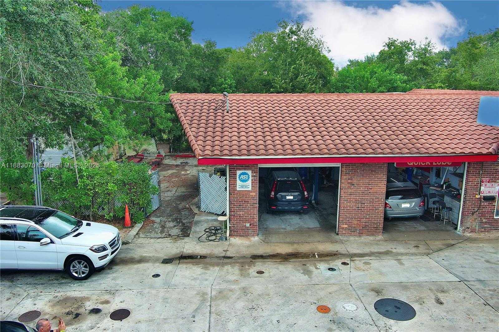Small Image of 5271 WEST BROWARD BLVD, Plantation Number 15