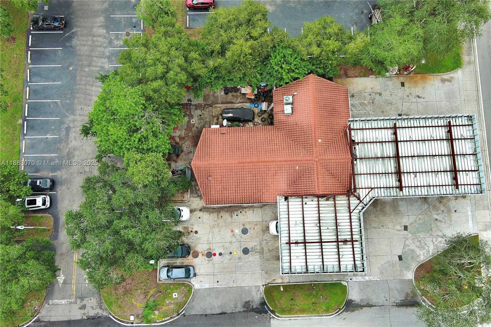 Small Image of 5271 WEST BROWARD BLVD, Plantation Number 18