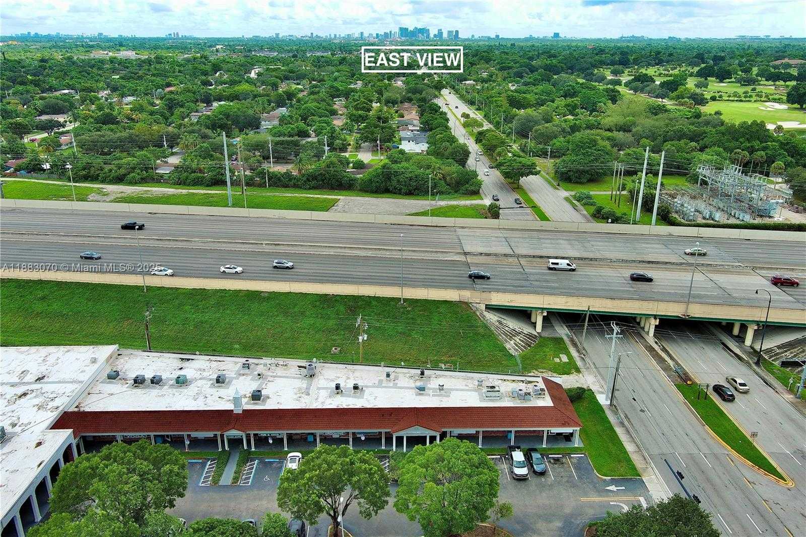 Small Image of 5271 WEST BROWARD BLVD, Plantation Number 6