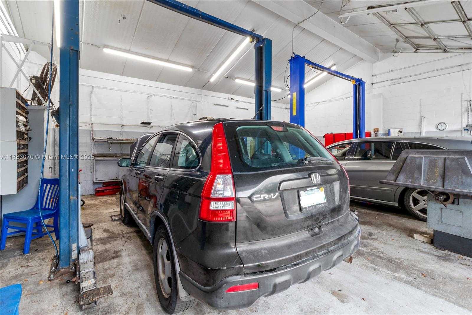 Small Image of 5271 WEST BROWARD BLVD, Plantation Number 8