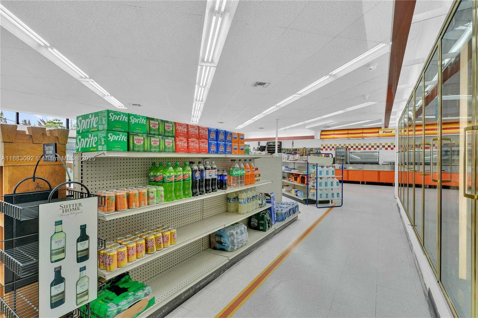 Small Image of 495 LUDLAM DR, Miami Springs Number 23