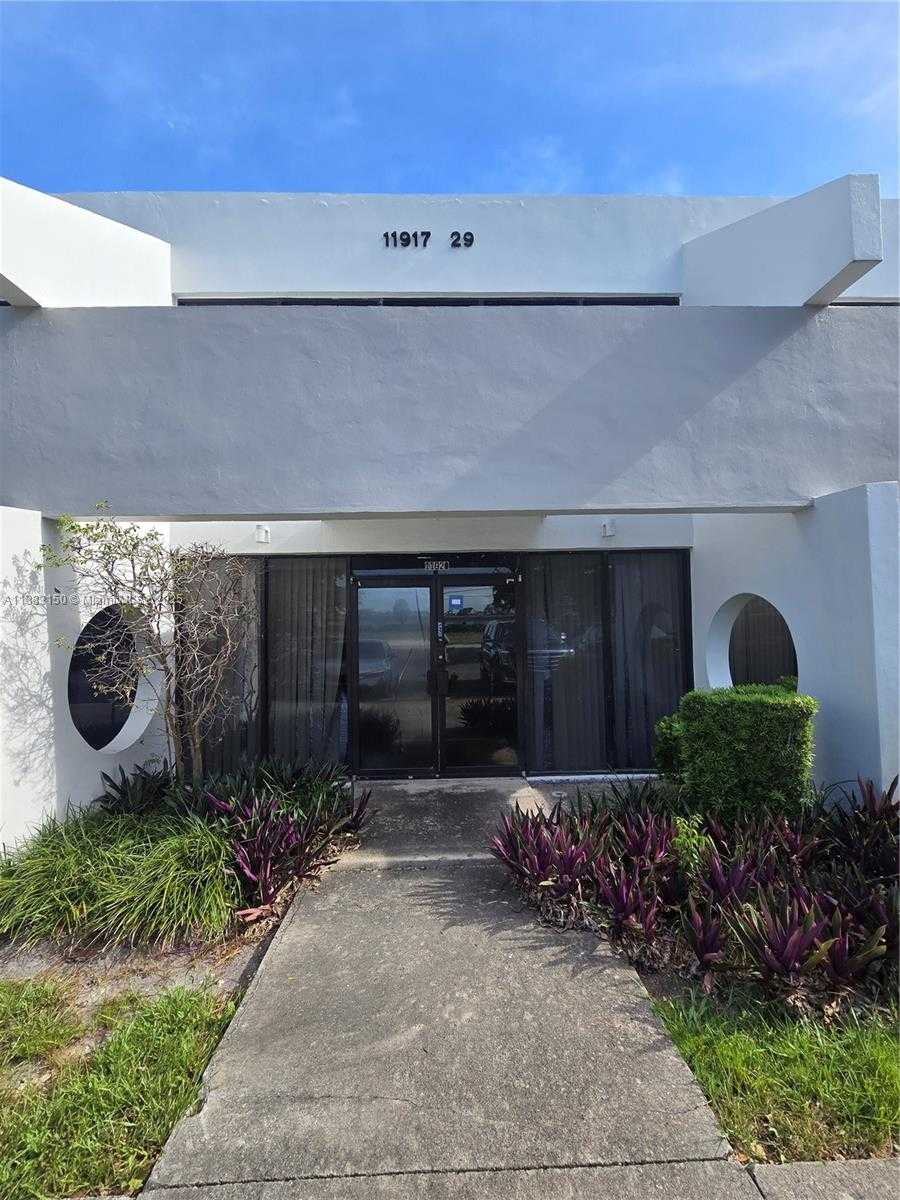 Small Image of 11917 WEST SAMPLE RD #11917/11923, Coral Springs Number 7