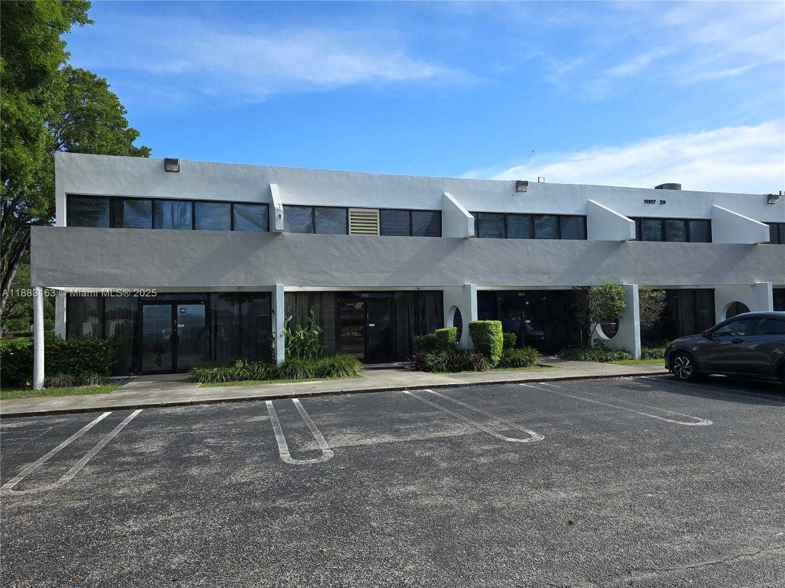 Small Image of 11917 WEST SAMPLE RD #11921, Coral Springs Number 7