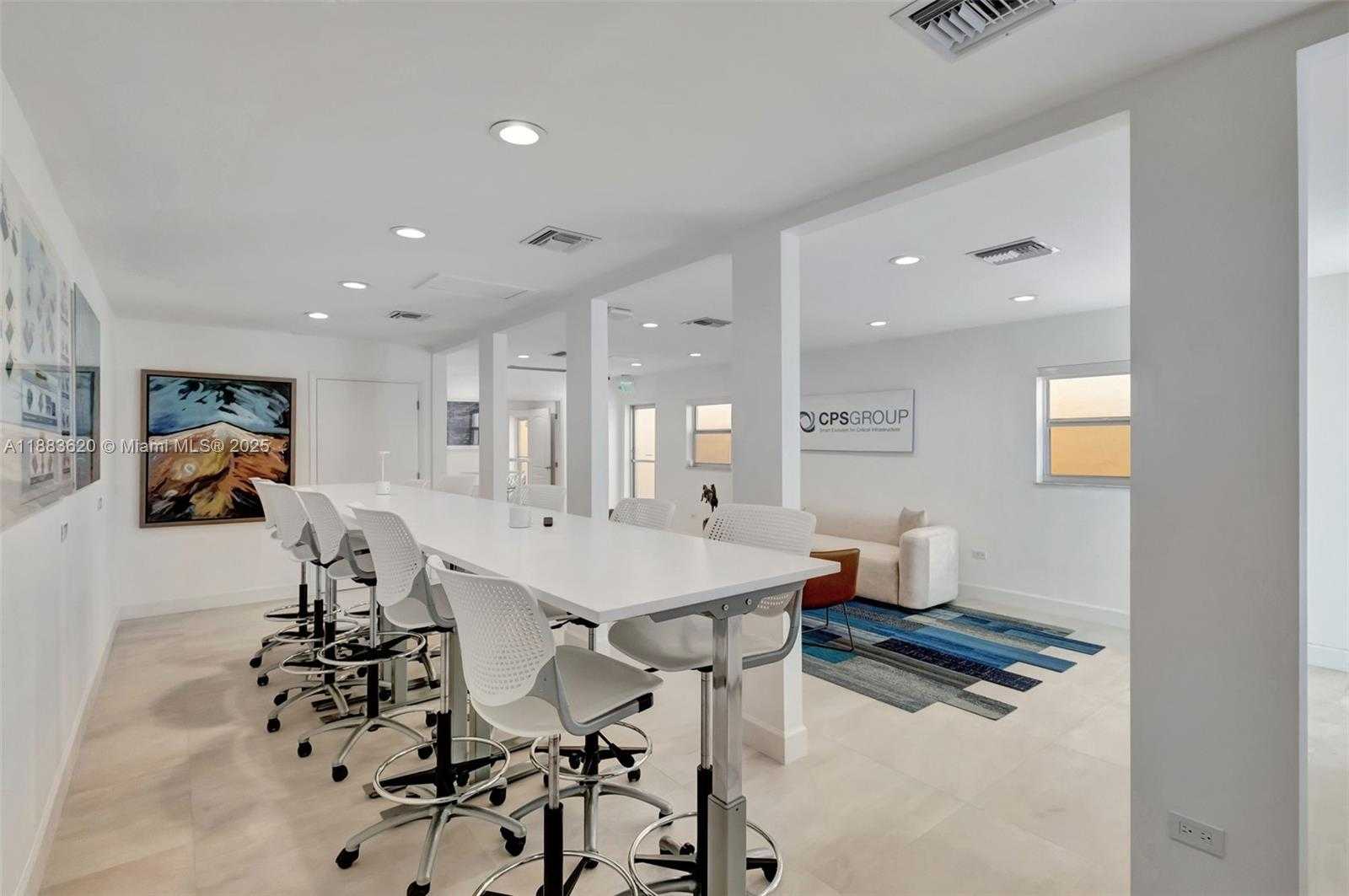 Small Image of 337 ALCAZAR AVE, Coral Gables Number 4