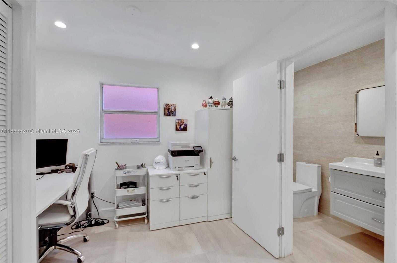 Small Image of 337 ALCAZAR AVE, Coral Gables Number 7