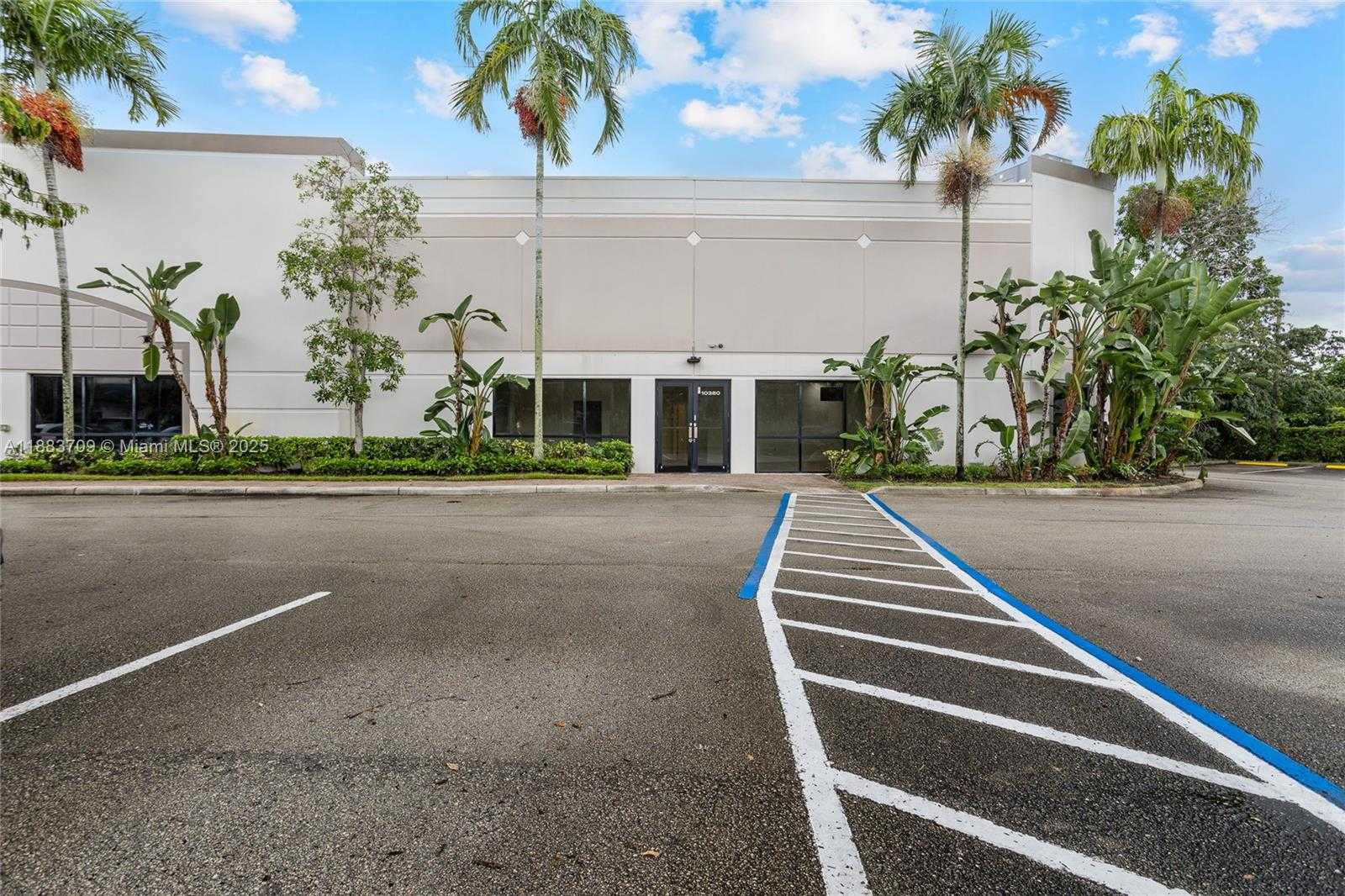 Small Image of 10380 NORTH WEST 53RD ST, Sunrise Number 16