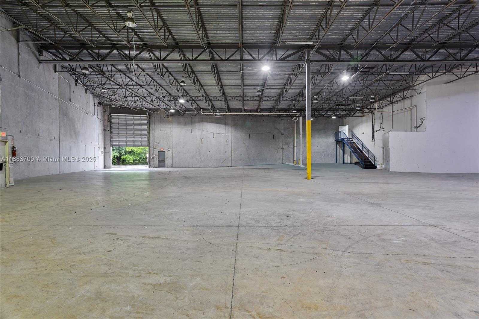 Small Image of 10380 NORTH WEST 53RD ST, Sunrise Number 18