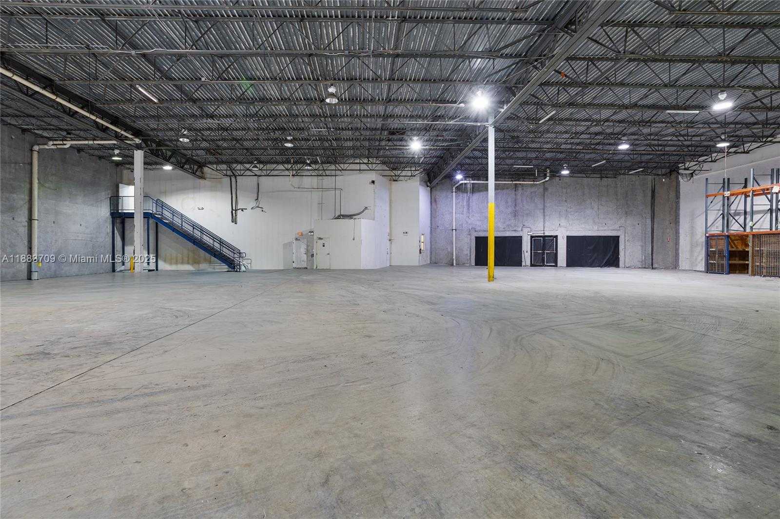 Small Image of 10380 NORTH WEST 53RD ST, Sunrise Number 19