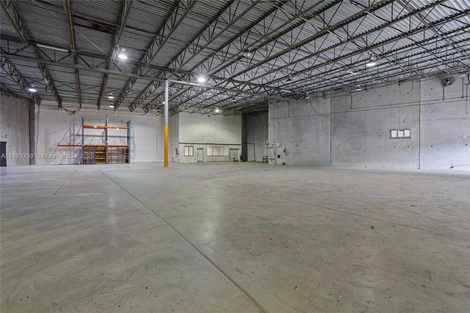 Small Image of 10380 NORTH WEST 53RD ST, Sunrise Number 21