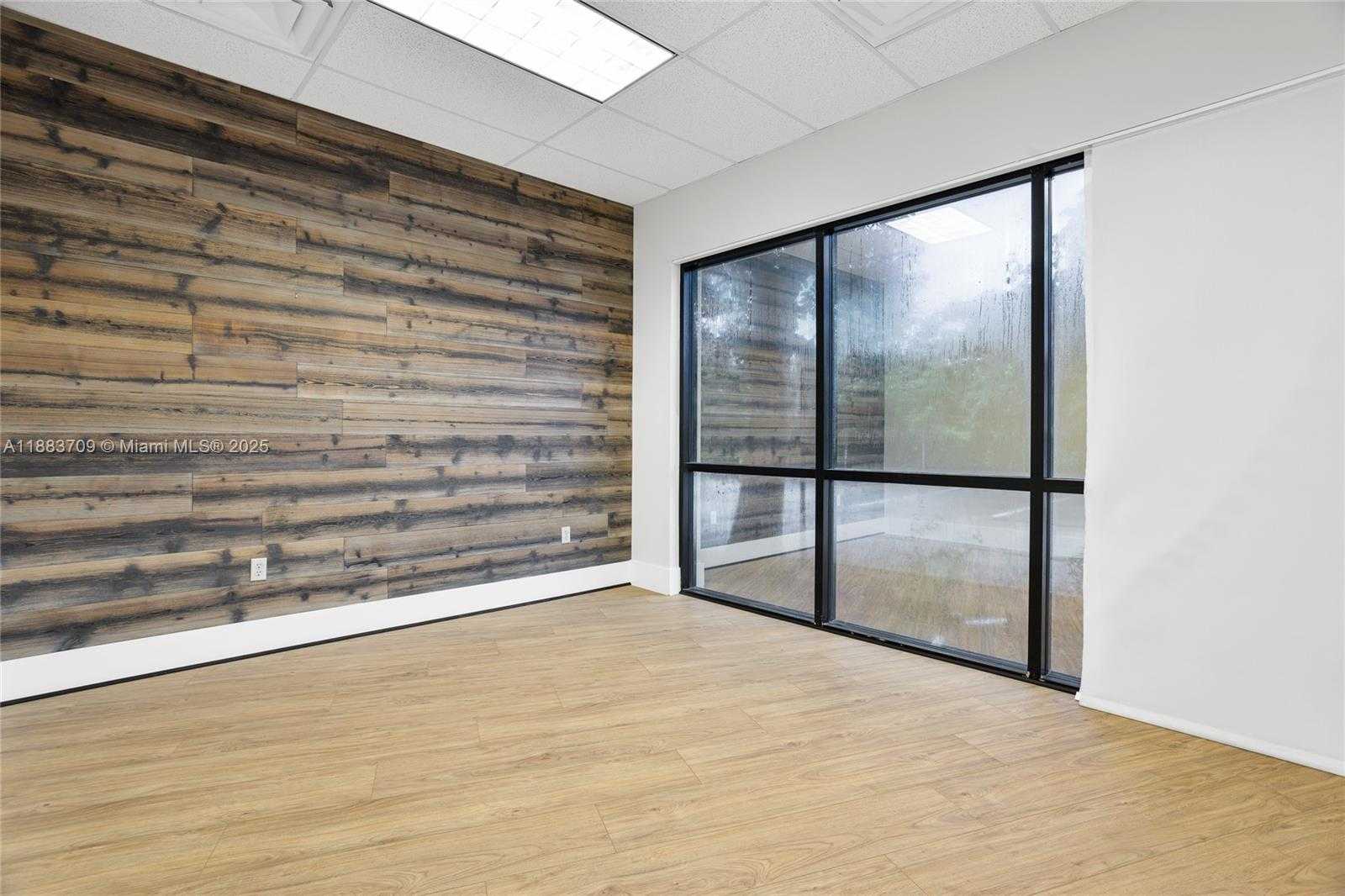 Small Image of 10380 NORTH WEST 53RD ST, Sunrise Number 31