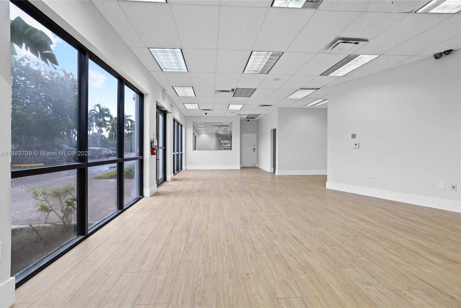 Small Image of 10380 NORTH WEST 53RD ST, Sunrise Number 36