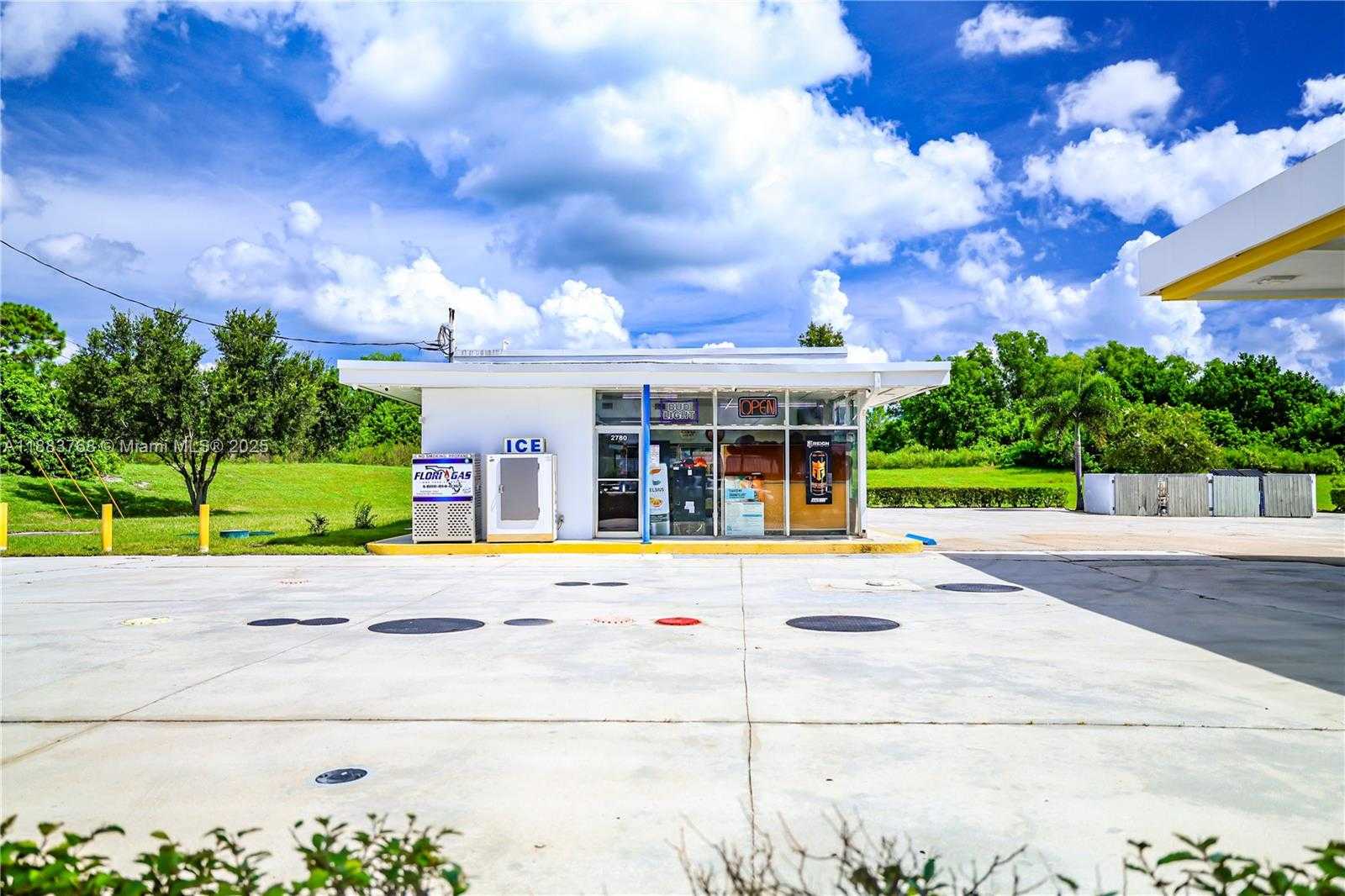 Small Image of 2780 SOUTH EAST MORNINGSIDE BLVD, Out of City Number 24