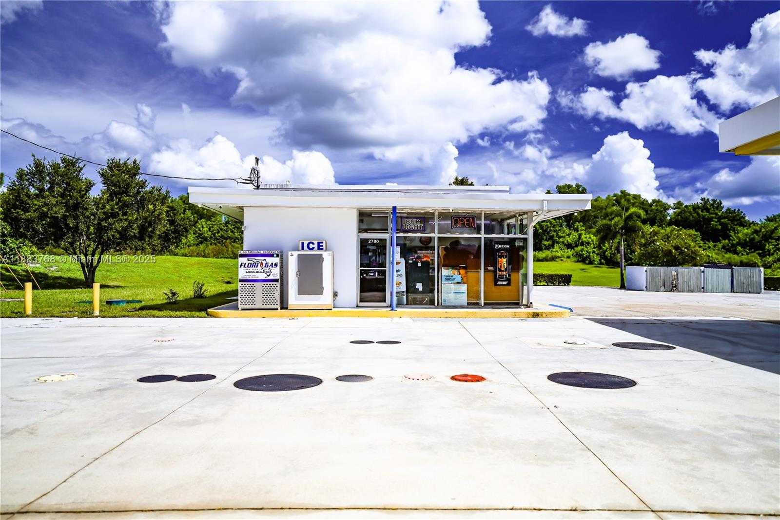 Small Image of 2780 SOUTH EAST MORNINGSIDE BLVD, Out of City Number 26
